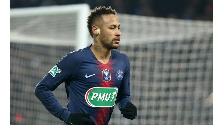 Neymar seguirá jugando en PSG.