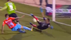 ¡Impresionante! Marchesín salvó a América sobre la línea