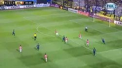 Era un golazo: el mano a mano que tuvo Tevez a los 40 segundos