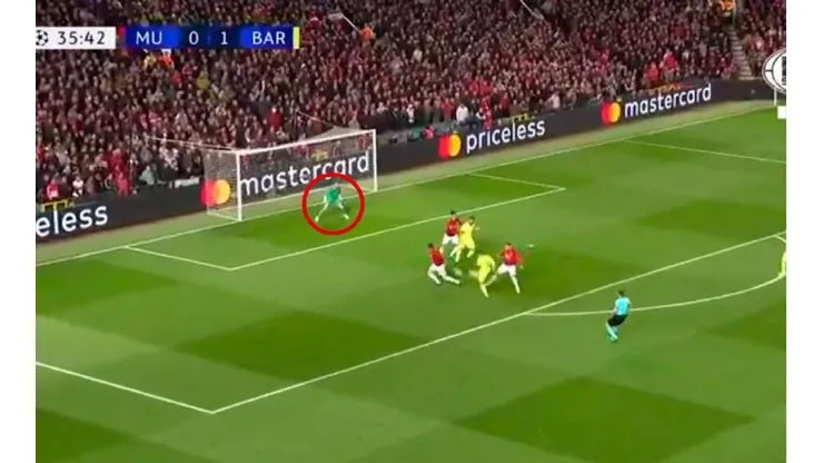 Puro reflejo: De Gea evitó, con el pie, el segundo gol del Barcelona