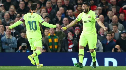 Messi y Suárez festejan el gol que abrió el marcador.