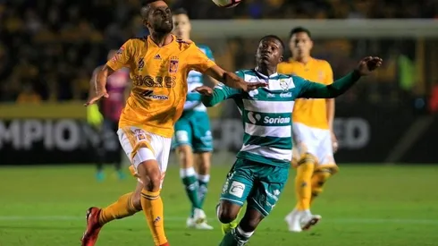 Santos Laguna vs Tigres UANL (Foto: Jam Media)