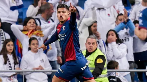 Si el Huesca no lo quiere más, Cucho Hernández tiene una nueva novia en España