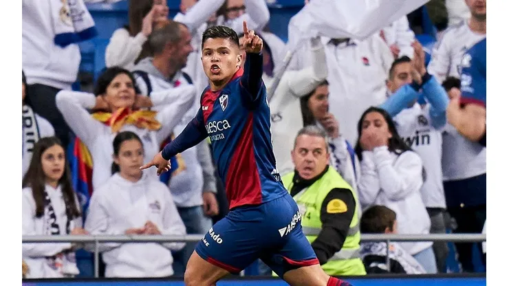Si el Huesca no lo quiere más, Cucho Hernández tiene una nueva novia en España