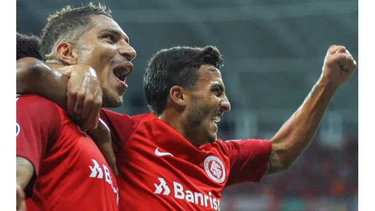 De la mano de Guerrero el Inter de Brasil se clasificó a la siguiente ronda