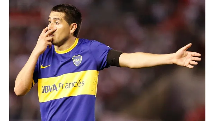 Battaglia y un guiño para Riquelme.
