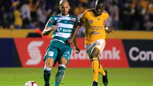 Santos Laguna vs Tigres UANL (Foto: Jam Media)