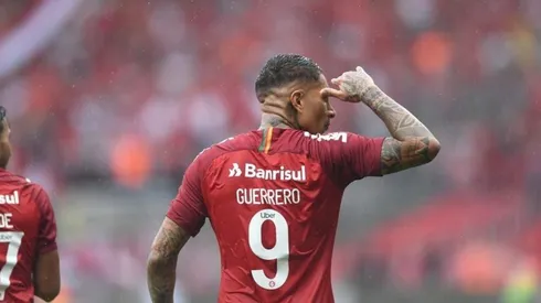 TAS le envió un mensaje de aliento en Twitter a Paolo Guerrero