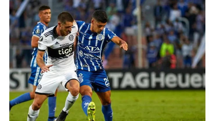 Olimpia vs Godoy Cruz por la Copa Libertadores.
