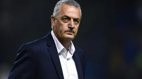 Alfaro tendría los XI para jugar por Libertadores.