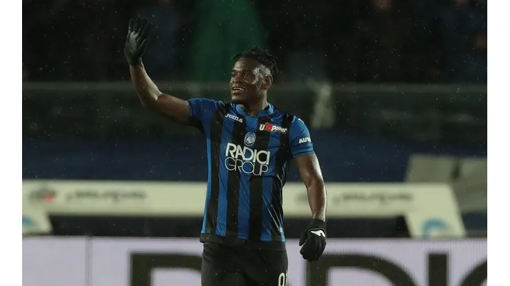 Duván Zapata podría pasar a ser compañero de Cristiano Ronaldo