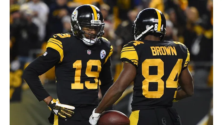 Antonio Brown y JuJu Smith-Schuster siguen peleando en redes sociales