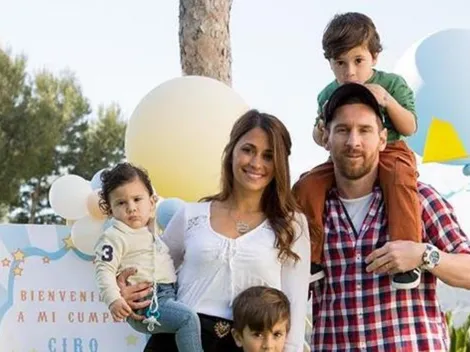 Leo subió la foto más tierna de la familia Messi y Antonella Roccuzzo le comentó: "Los amo tanto"