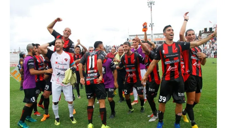 Patronato celebró la permanencia. (Foto: El Diario Entre Rios)