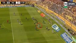 Lo dejaron solo frente al arco pero Pablo Pérez reventó el travesaño