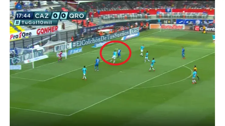Orbelín Pineda marcó el primer gol del Cruz Azul.