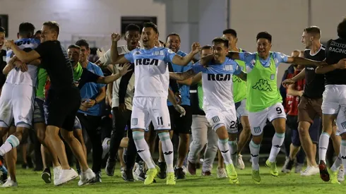 Foto de los jugadores de Racing en el final.