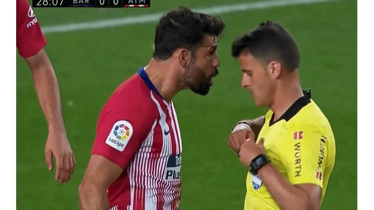 Más verde que Hulk: la insólita roja directa de Diego Costa contra Barcelona
