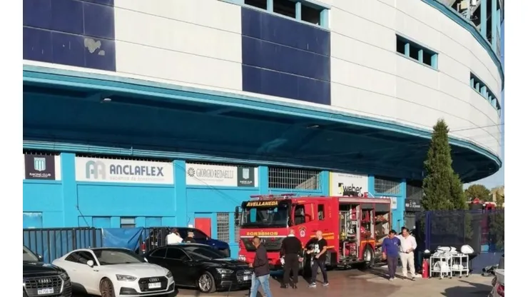 Incendio en cancha de Racing.