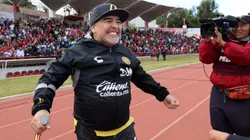 Maradona festeja en Dorados.