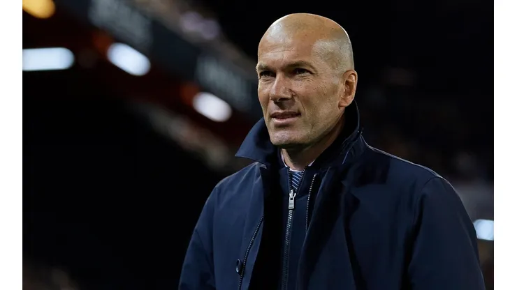 Foto de Zinedine Zidane, entrenador de Real Madrid.