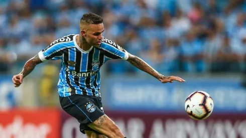 Universidad Católica vs Gremio por la Copa Libertadores .