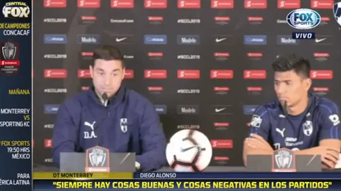 Alonso da la cara y comprende los abucheos de los aficionados de Rayados