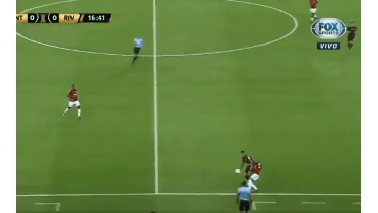 El sombrerito de D'Alessandro a River que hizo explotar el estadio