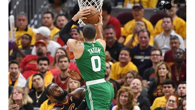 Jayson Tatum habló sobre la vez que humilló a LeBron James en los playoffs