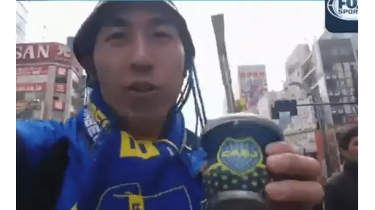 Volvió el hincha japonés para saludar a Boca por su cumpleaños y dedicar una canción a River