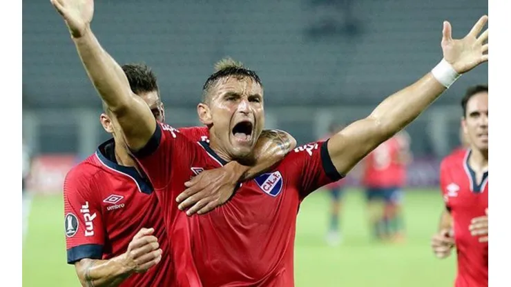 Cerro Porteño vs Nacional por la Copa Libertadores.