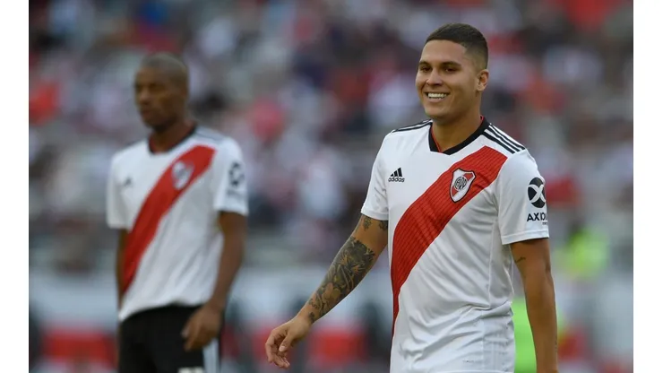 Quintero le deseó feliz cumpleaños a Zuculini con una foto fiel a su estilo: "Siempre alegres"