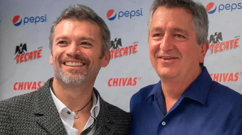 ¿Quién tomó la decisión de destituir a José Cardozo del Guadalajara?