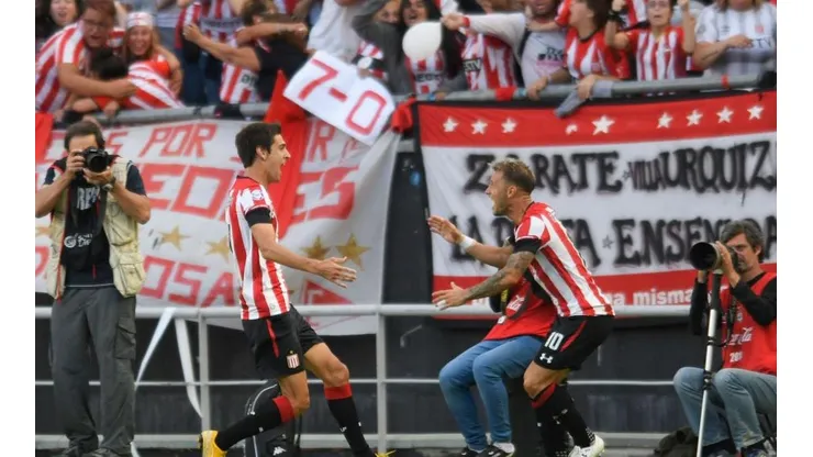 Estudiantes vs San Martín de Tucumán por la Superliga.