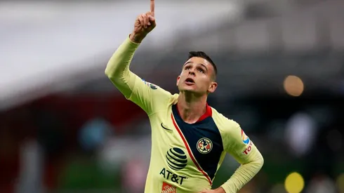 Nicolás Benedetti en América de México.