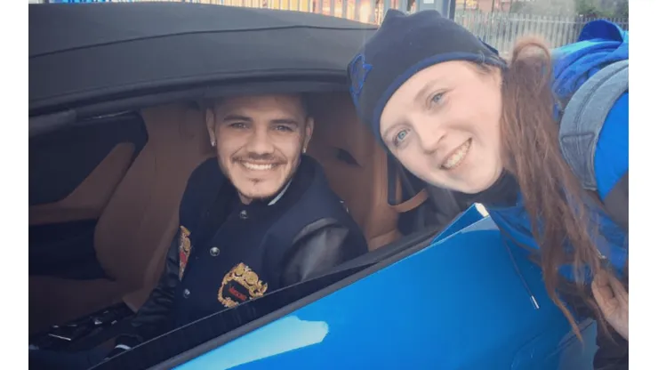 Furiosa porque no juega Icardi, una fanática de Inter se sacó una selfie con el burro de Spalletti