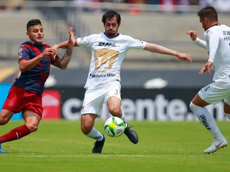 Pumas vence a Chivas tras un primer tiempo frenético