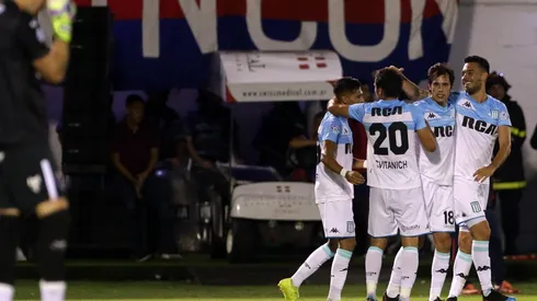 Racing empató ante Tigre pero Defensa no ganó y la Academia es campeón de la Superliga