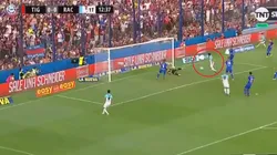 De no creer: a Cvitanich le quedó para empujarla abajo del arco y le pegó al palo