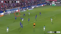 Imponente atajada de Marinelli.