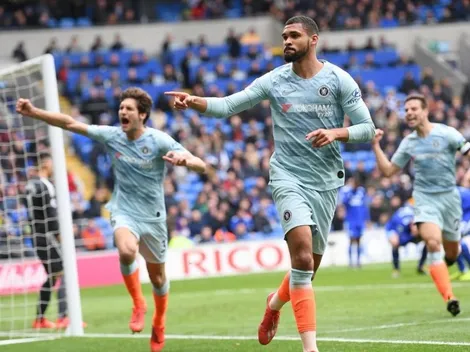 Chelsea ganó con polémica y salvó a Sarri del despido