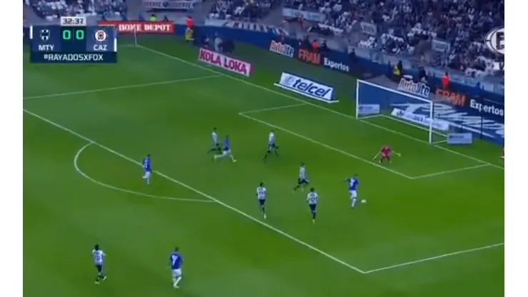 Brillante lo del arquero de Monterrey.