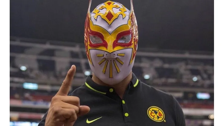 El "Sin cara" volvió a demostrar su pasión por el América