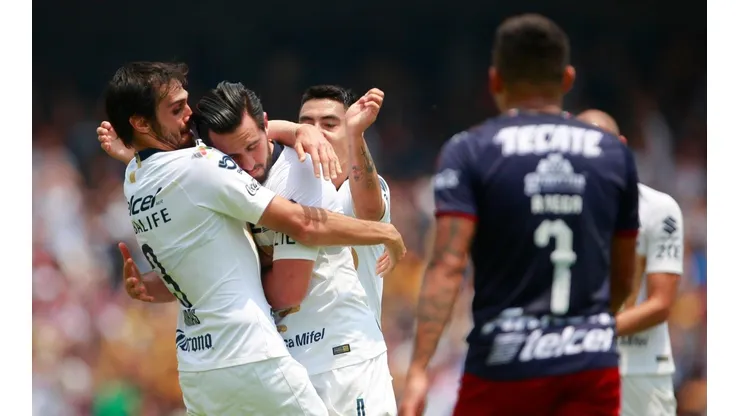 Pumas hizo sufrir de nuevo a Chivas en CU