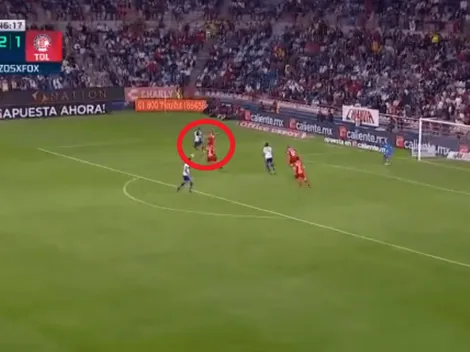 Cardona bailó en el área para anotar el tercero del Pachuca