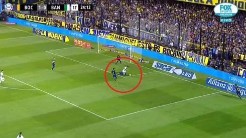 Esto es Boca: Lisandro López trabó con la cabeza y evitó el gol de Banfield