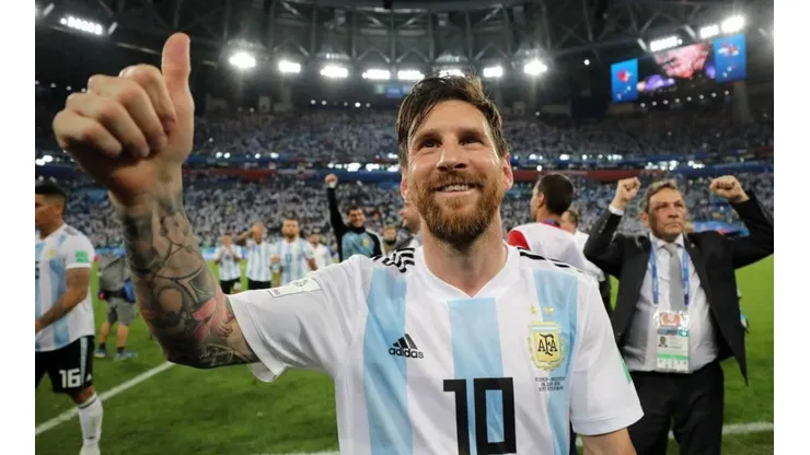 La reacción de Twitter a las declaraciones del Diez: "Aguante Messi"