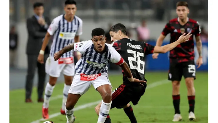 Malas nuevas para Alianza: la Conmebol multó al equipo por el informe del partido contra River