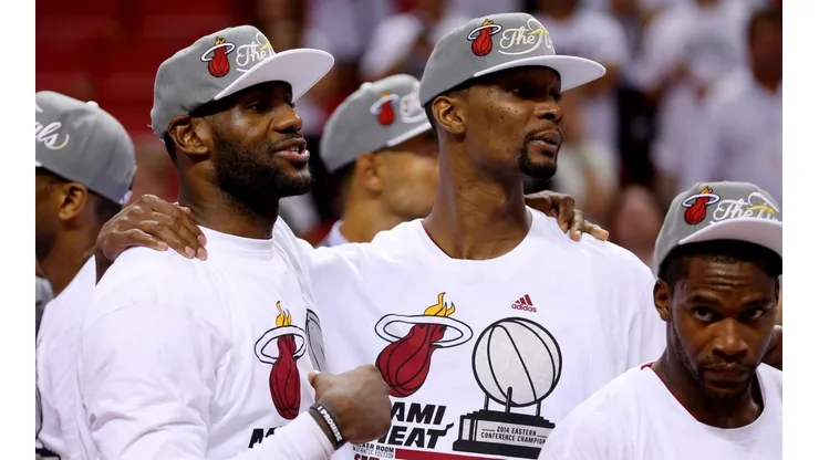 LeBron dice que nunca hubiera podido ganar un anillo sin Chris Bosh
