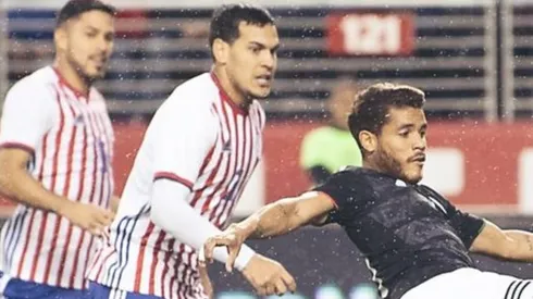 Valdez falló en el primer gol de México y Twitter se hizo una fiesta